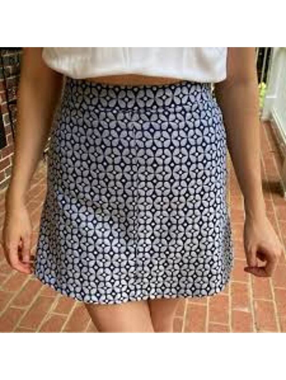 Anthropologie Hutch EUC Women's Blue White Geometric Print A-Line Skirt Size 0